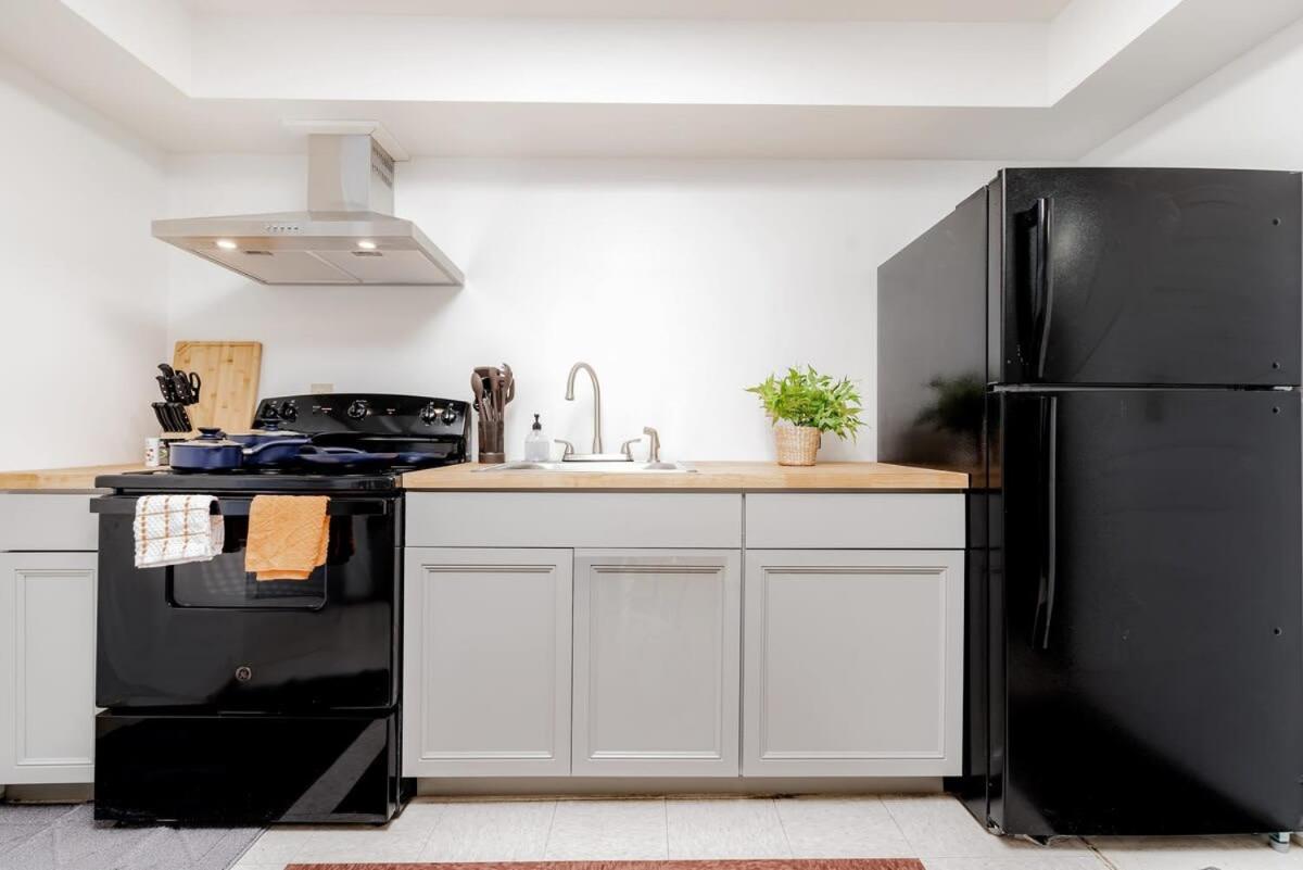 CozySuites CWE Bold Queen hotel suite Tower Grove Buitenkant foto
