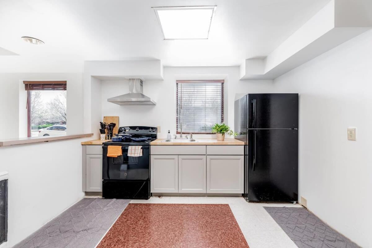 CozySuites CWE Bold Queen hotel suite Tower Grove Buitenkant foto